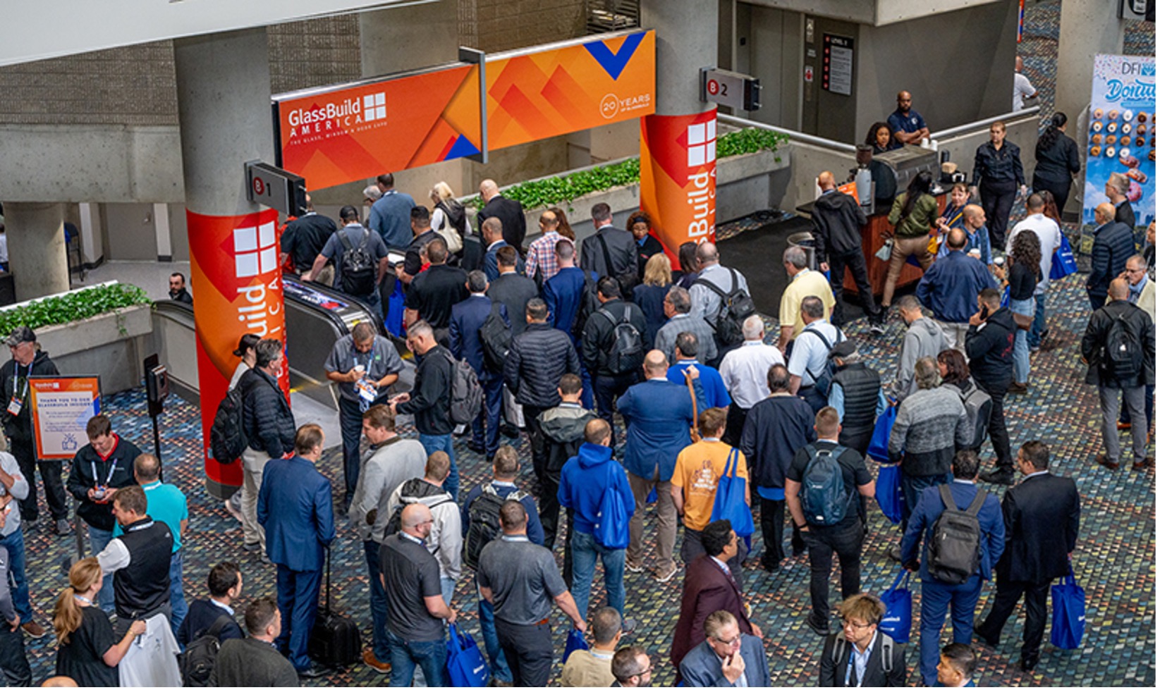 crowd of people at GlassBuild America 2024